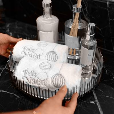 Toalha Lavabo Natal Bolas prata - ambiente 02